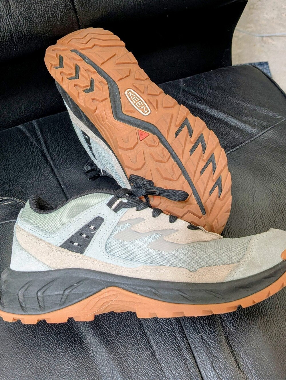 KEEN Women's Hightrail Low Waterproof Sneaker 6.5 Iceberg Green-Abbey Stone